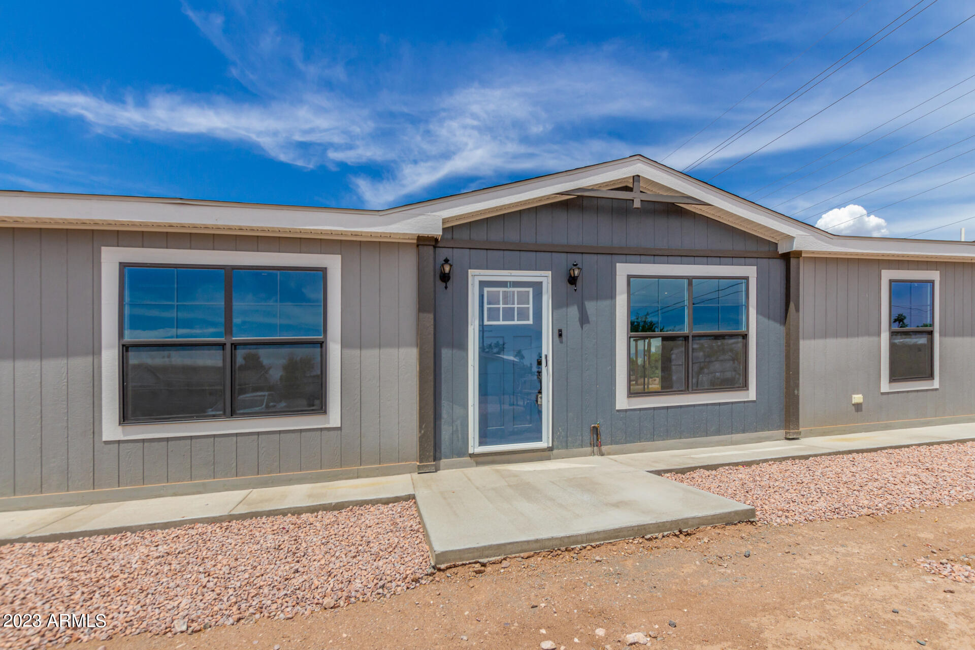 262 South Cactus Road Apache Junction, AZ 85119 - Photo 1 of 32 01 - Cactus