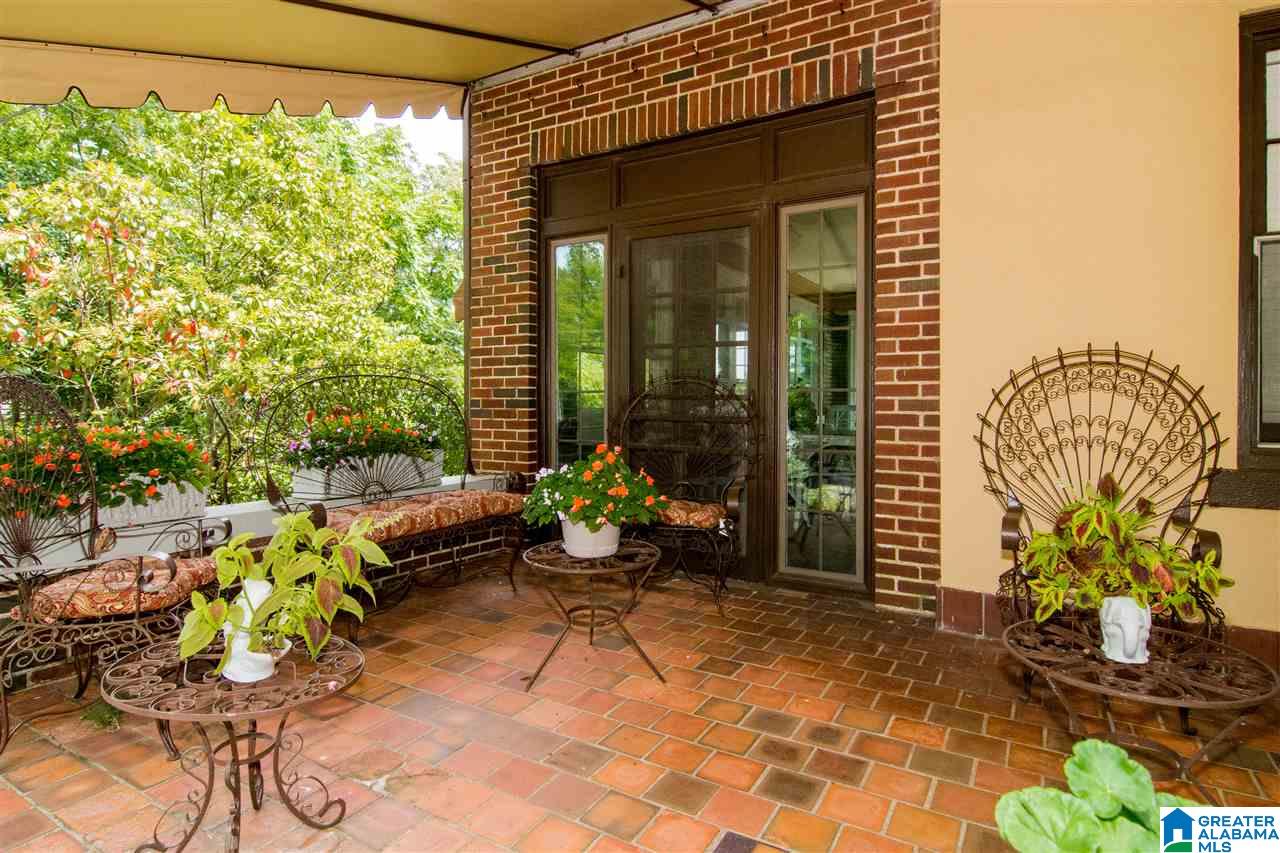 917 Shades Crest Road Birmingham, AL 35226 - Photo 5 of 50