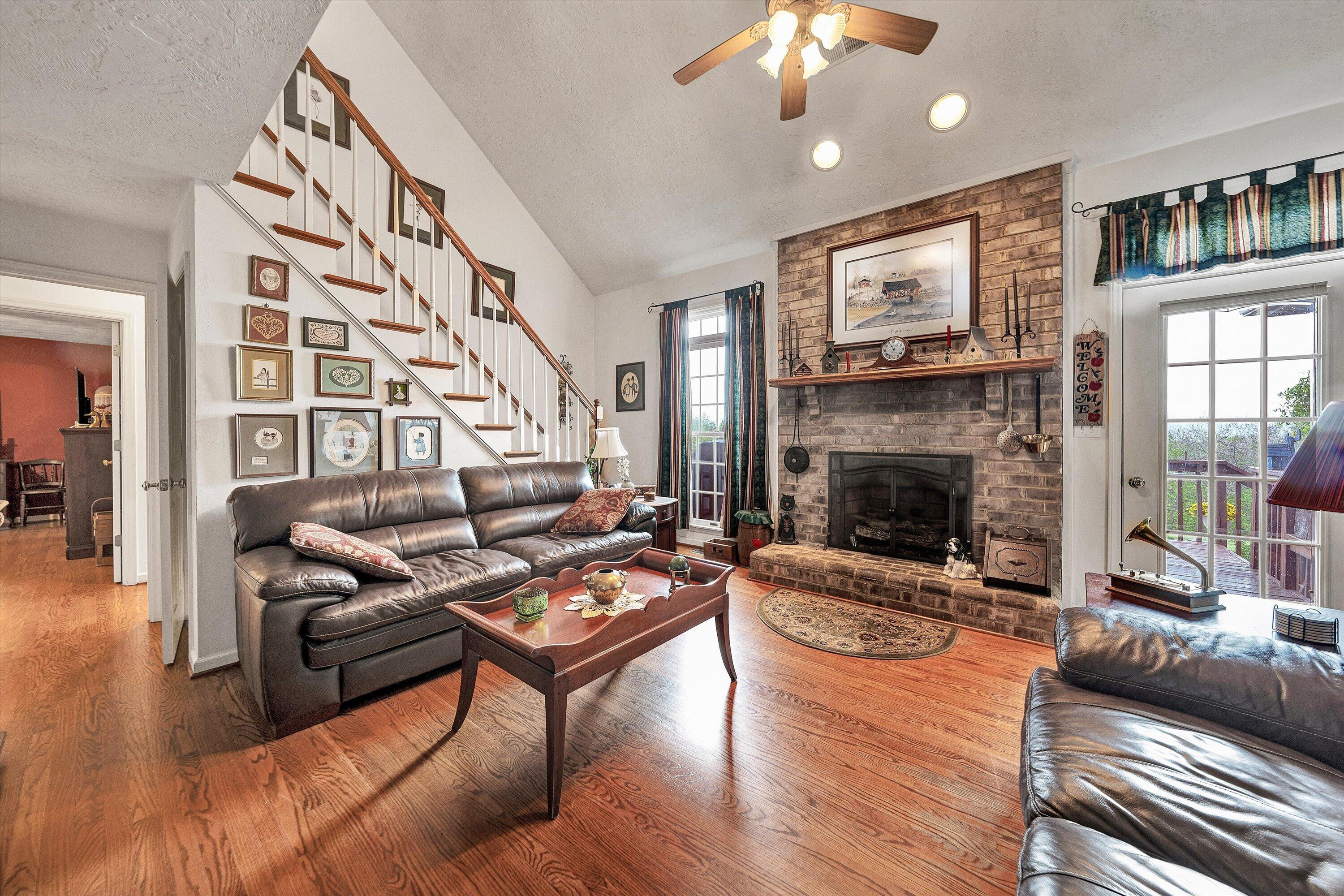 3281 Springwood Road Fincastle, VA 24090 - Photo 20 of 64 19-DSC00193