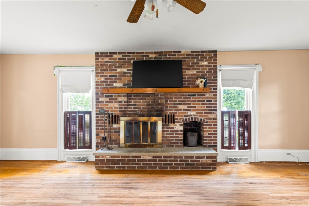 9283 South Street Road Le Roy, NY 14482 - Photo 9 of 34