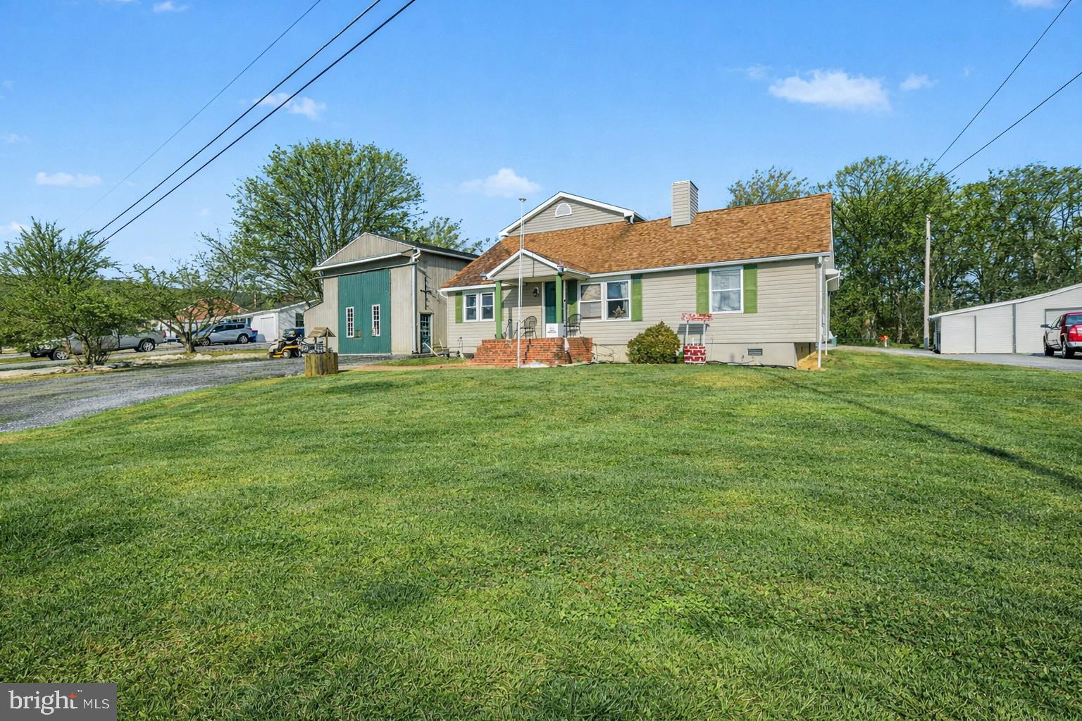 15731 Smith Road Thurmont, MD 21788 - Photo 2 of 37