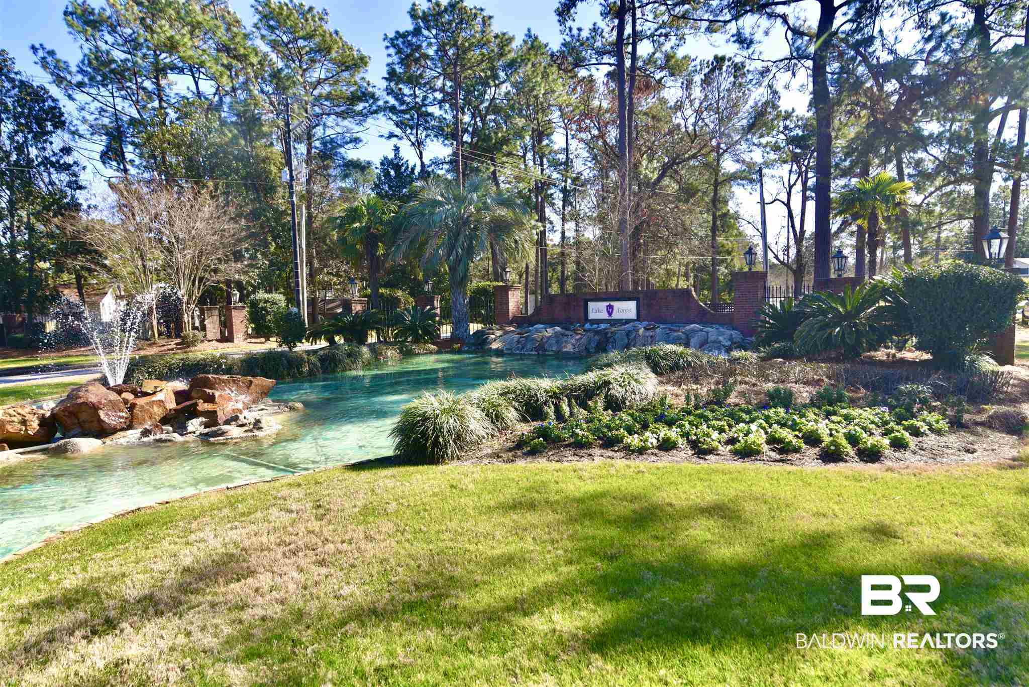 203 Ridgewood Drive Daphne, AL 36526 - Photo 3 of 46