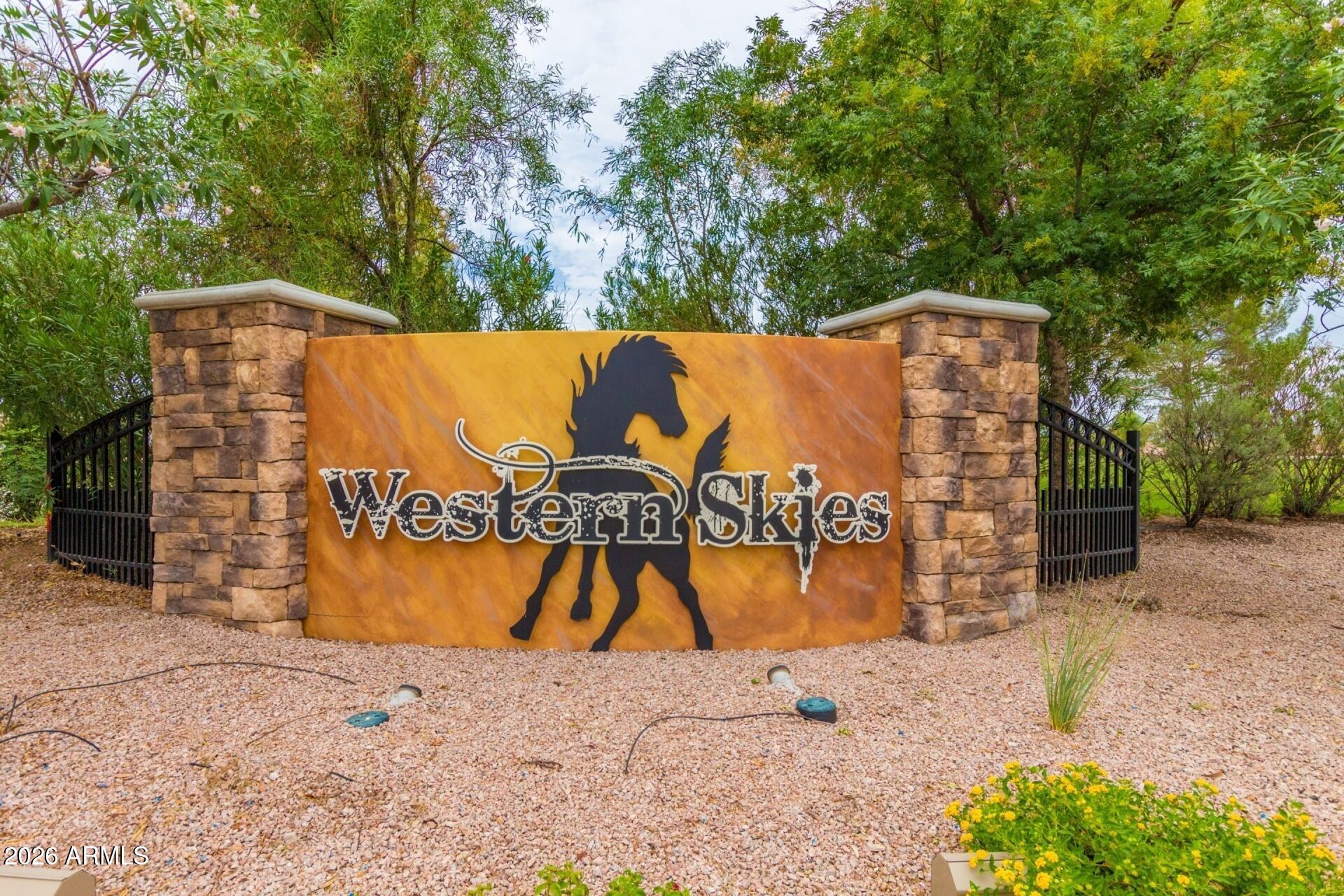 1102 South Sandstone Street Gilbert, AZ 85296 - Photo 30 of 35 Western Skies Community Photo 1