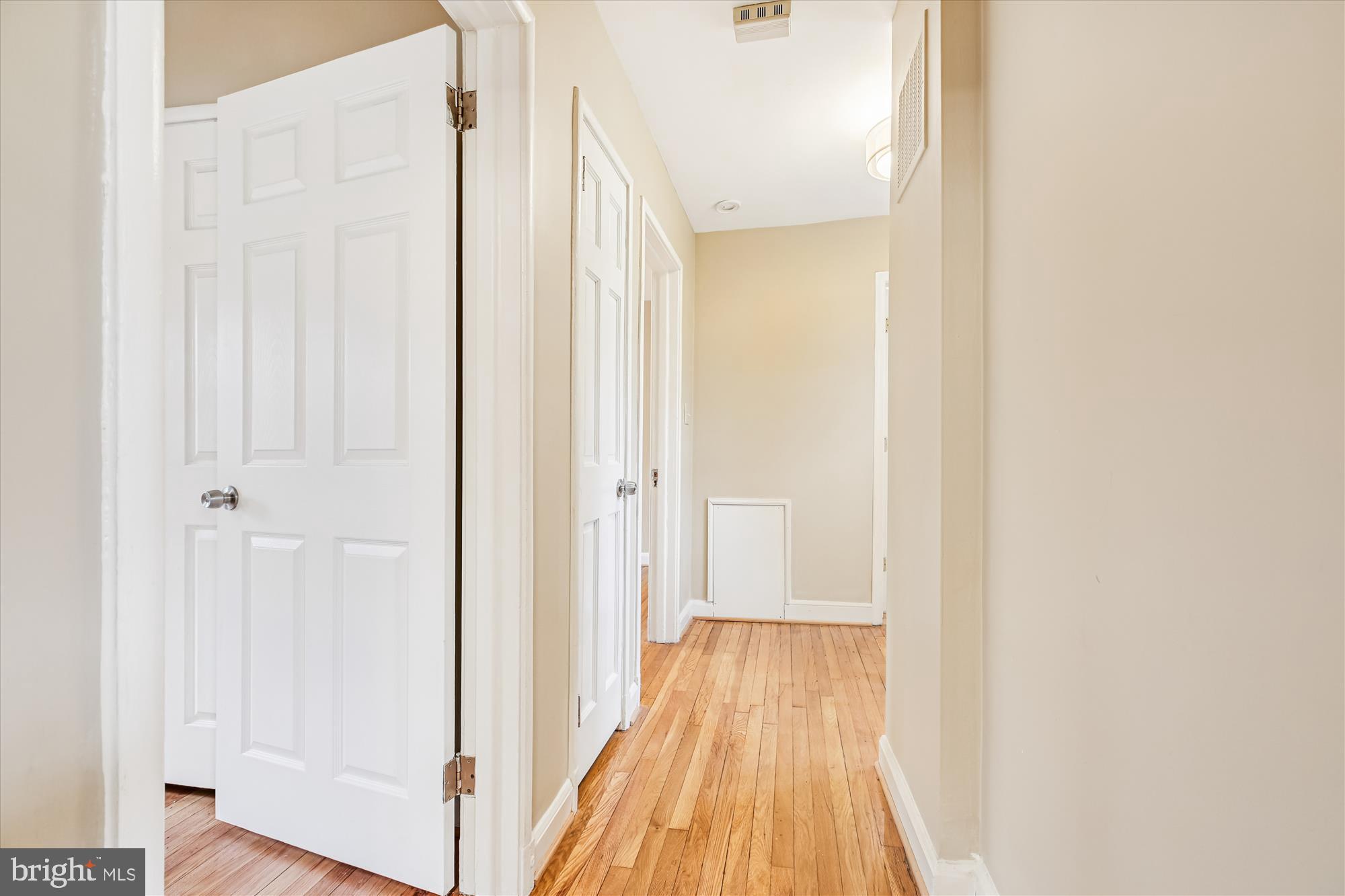 8629 Geren Road, Unit 293 Silver Spring, MD 20901 - Photo 36 of 45 Hall