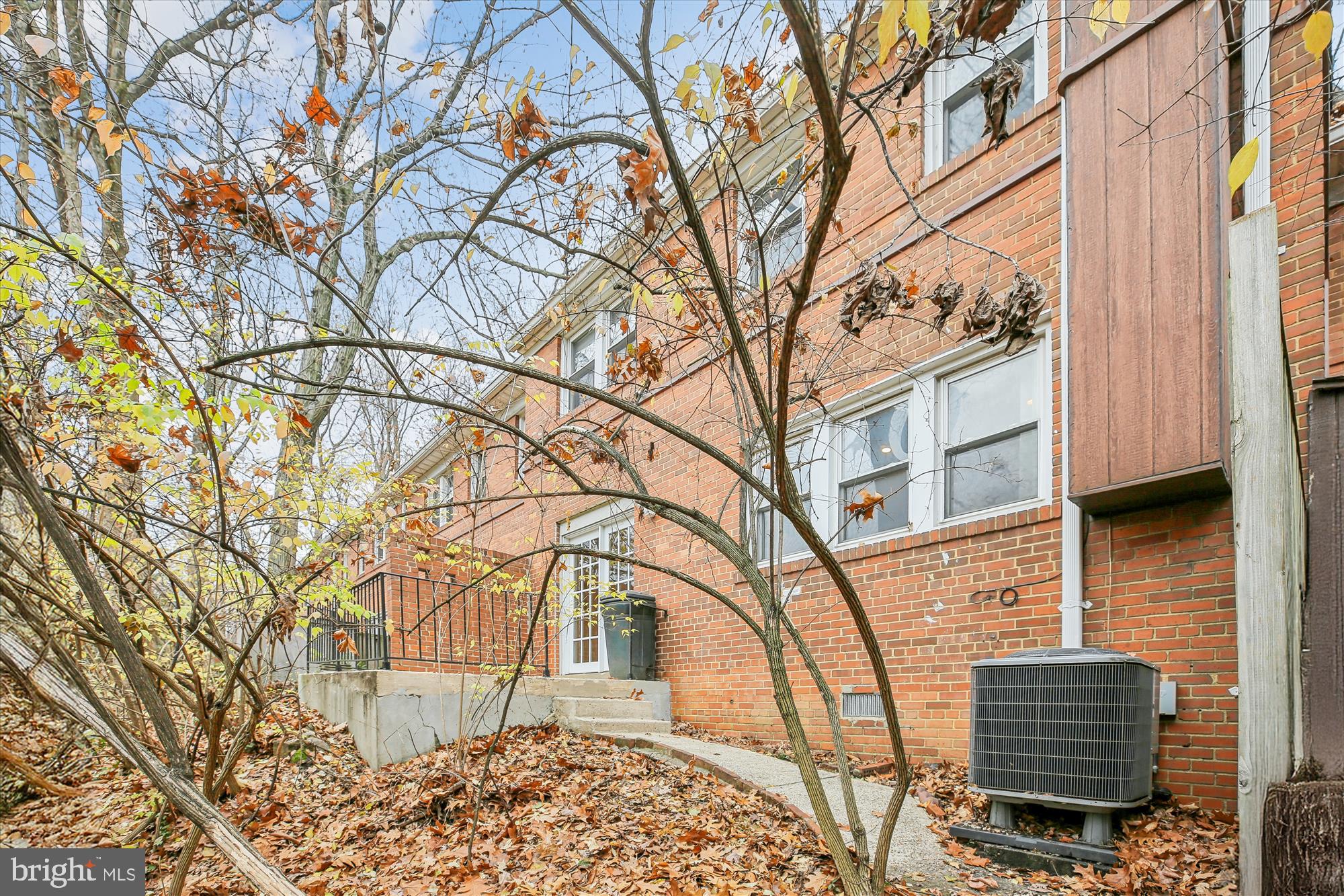 8629 Geren Road, Unit 293 Silver Spring, MD 20901 - Photo 7 of 45 Back Elevation