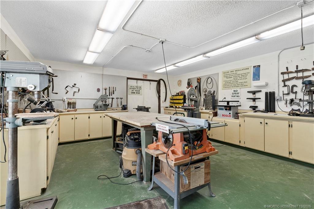2600 Southeast Ocean Boulevard, Unit M9 Stuart, FL 34996 - Photo 37 of 46 Clubhouse Workshop