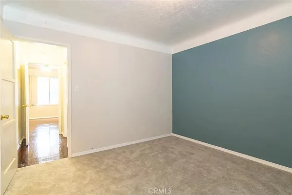 $2,000 | 522 Linden Avenue, Long Beach, CA 90802