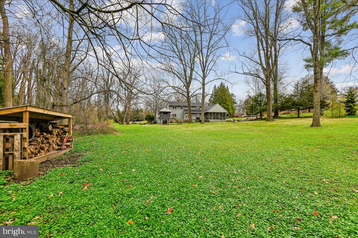 308 West Wind Road Towson, MD 21204 - Photo 69 of 80 a view of a park with large trees