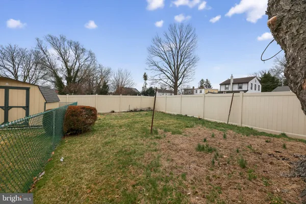 $1,800 | 1733 Elmwood Avenue, Folcroft, PA 19032