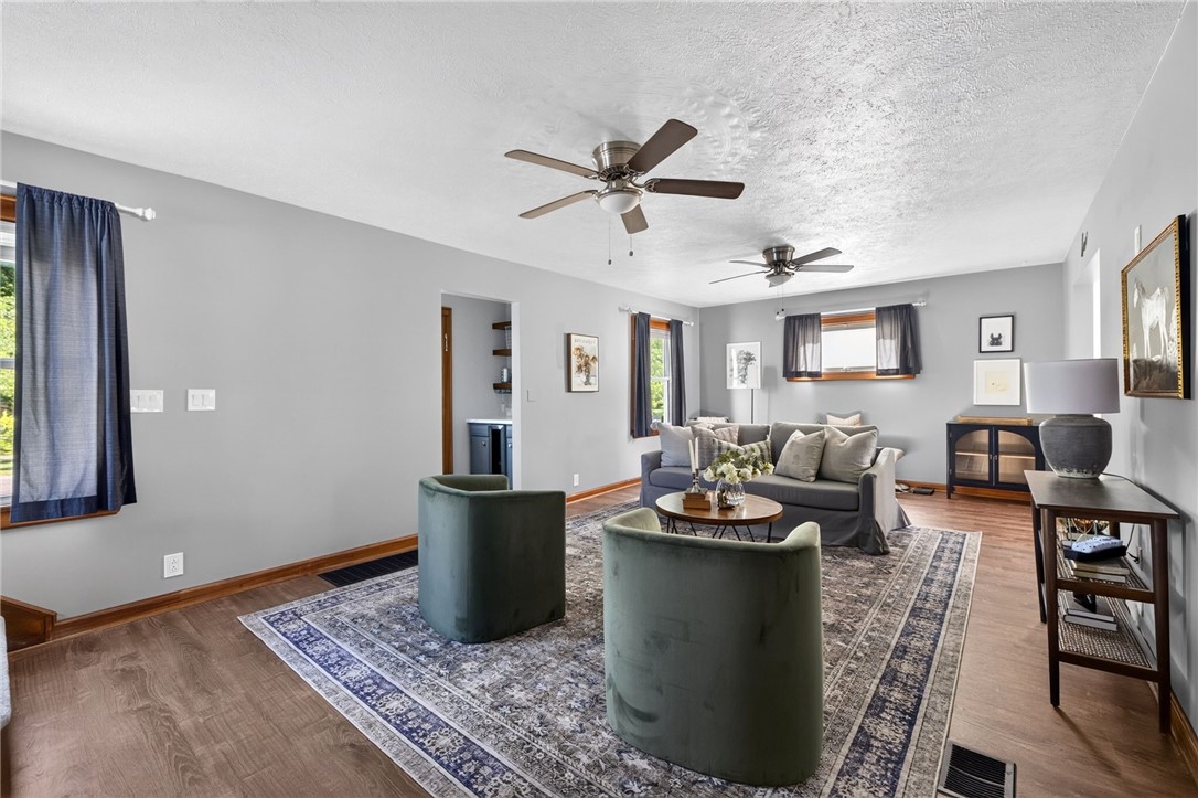 220 Barry Road Irondequoit, NY 14617 - Photo 7 of 34