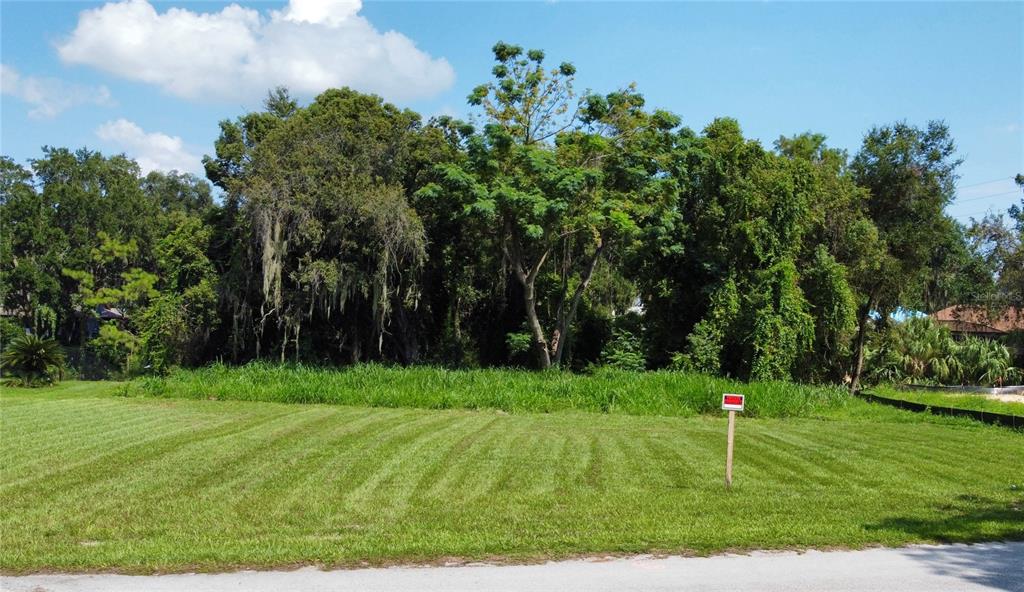 15 Weston Road Leesburg, FL 34748 - Photo 3 of 12 Gallery Image 3