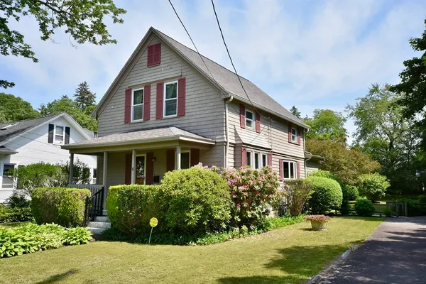 $450,000 | 7 Knowles Avenue, Wareham, MA 02538
