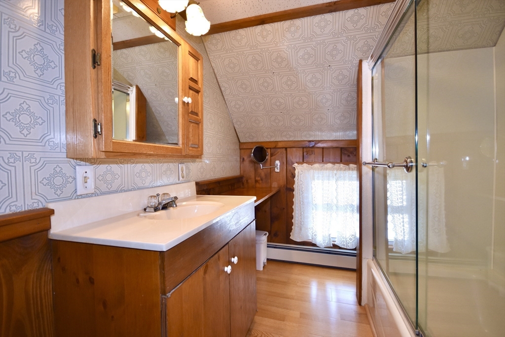 7 Knowles Avenue Wareham, MA 02538 - Photo 17 of 29