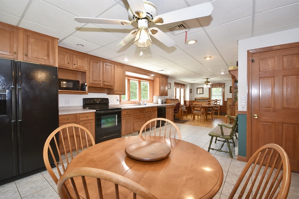 7 Knowles Avenue Wareham, MA 02538 - Photo 7 of 29