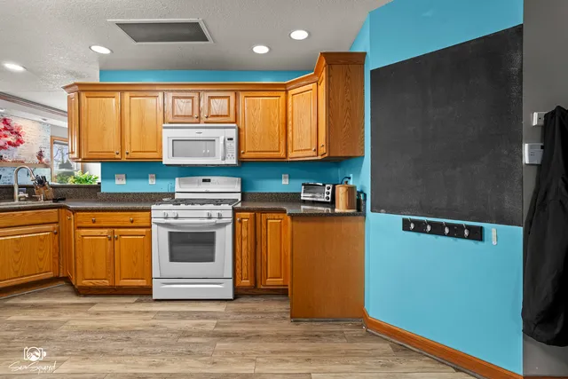 $435,000 | 3208 Stone Fence Drive, Kankakee, IL 60901