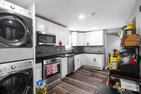 $750,000 | 540-542 Jefferson Avenue, Elizabeth, NJ 07201