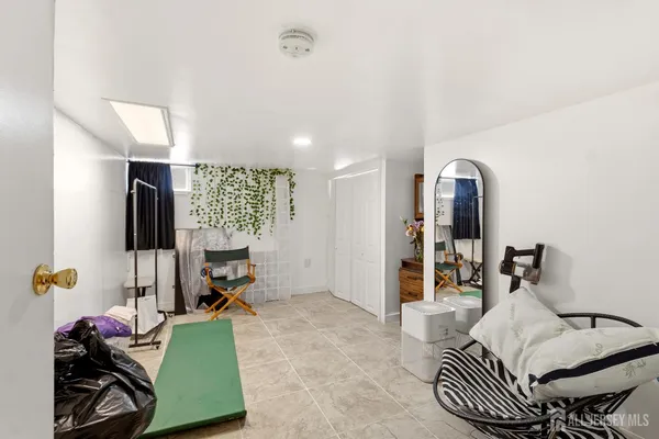 $750,000 | 540-542 Jefferson Avenue, Elizabeth, NJ 07201