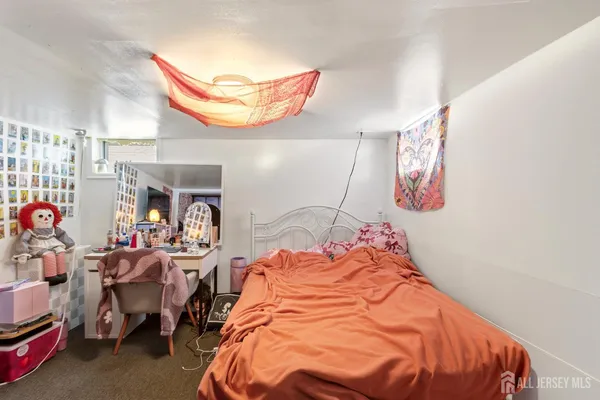 $750,000 | 540-542 Jefferson Avenue, Elizabeth, NJ 07201