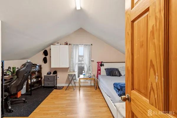$750,000 | 540-542 Jefferson Avenue, Elizabeth, NJ 07201