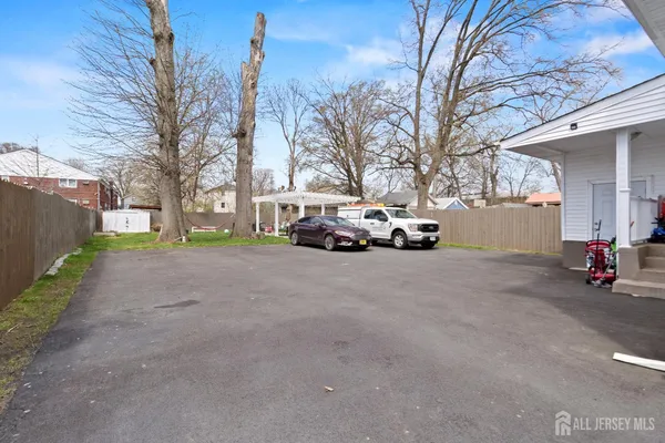 $750,000 | 540-542 Jefferson Avenue, Elizabeth, NJ 07201