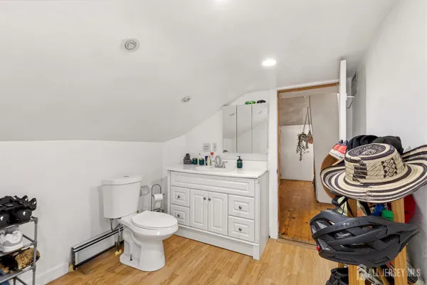 $750,000 | 540-542 Jefferson Avenue, Elizabeth, NJ 07201