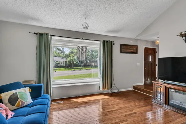 $425,000 | 1141 Apple Valley Road, Madison, TN 37115