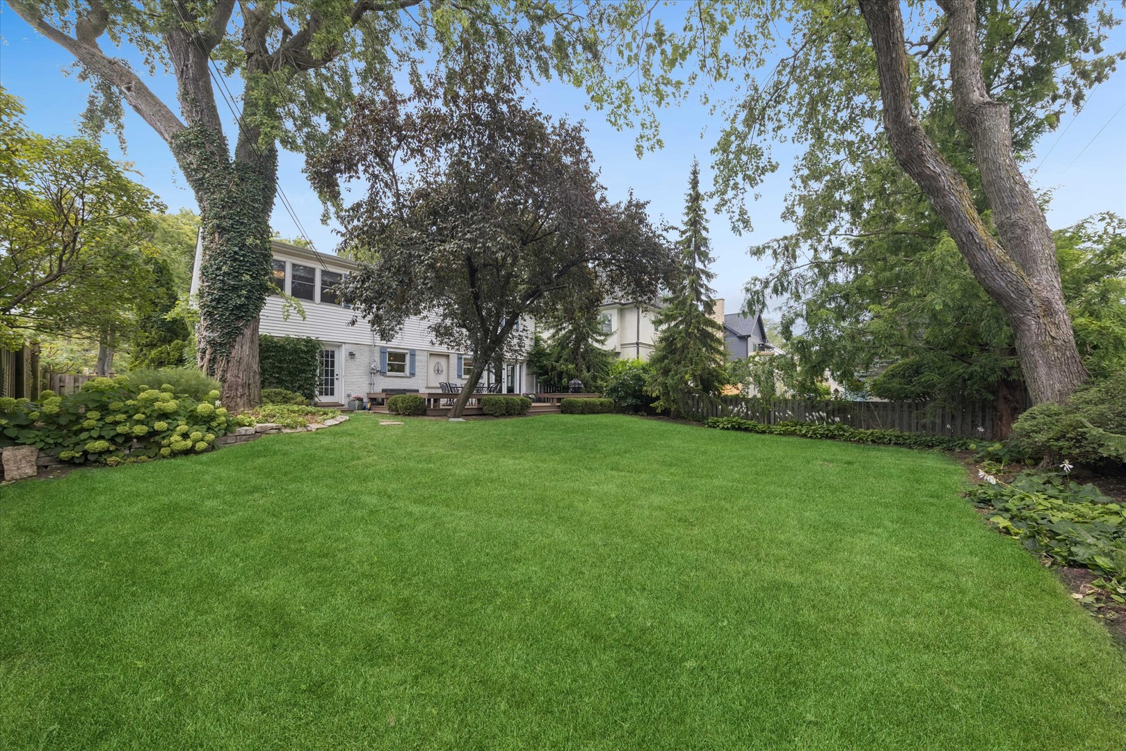 561 North County Line Road Hinsdale, IL 60521 - Photo 24 of 30 a view of house with backyard