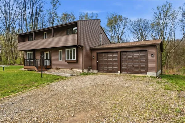 $475,000 | 263 Pearson Drive, New Wilmington, PA 16142