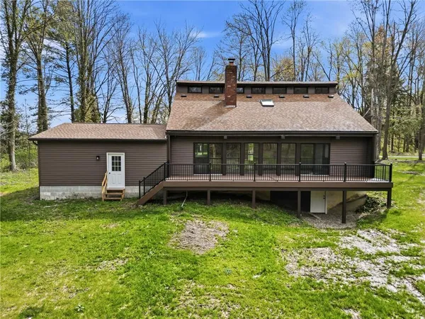 $475,000 | 263 Pearson Drive, New Wilmington, PA 16142