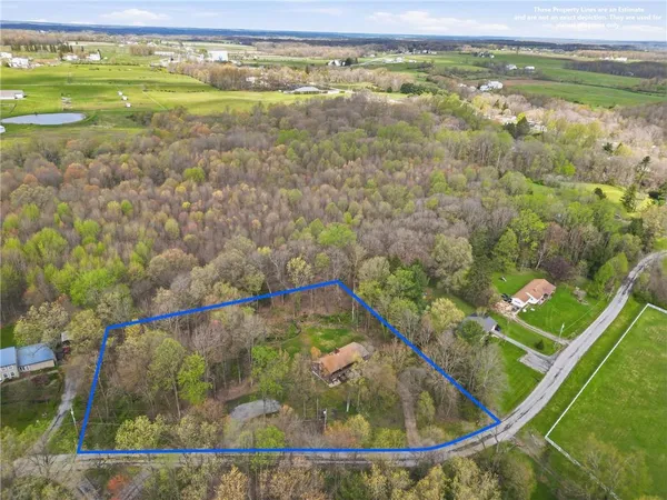 $475,000 | 263 Pearson Drive, New Wilmington, PA 16142