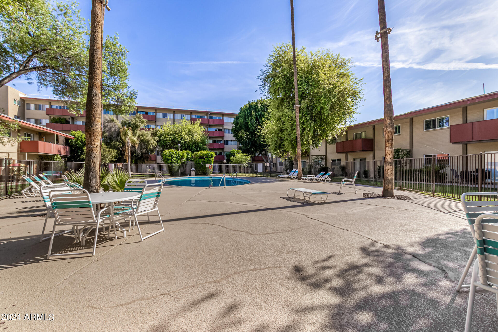 355 East Thomas Road, Unit B102 Phoenix, AZ 85012 - Photo 30 of 33 0030-30-Thomas
