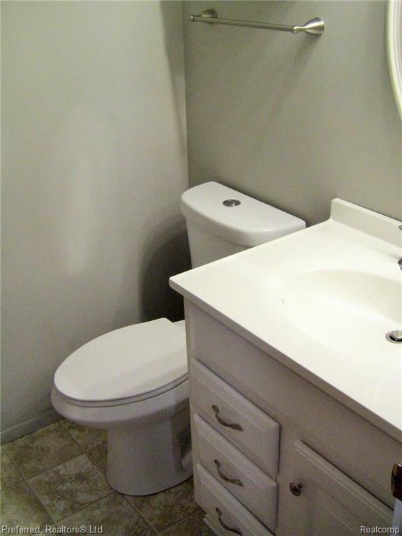 15923 Ridgebrook Path Romulus, MI 48174 - Photo 14 of 26