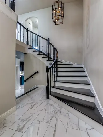 a view of entryway and hall