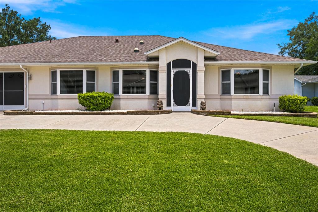27202 Racquet Circle Leesburg, FL 34748 - Photo 1 of 61
