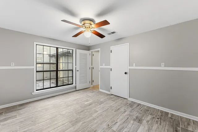 $2,200 | 116 Nature's Way, Huntsville, TX 77340