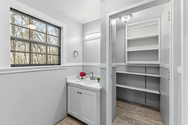 $2,200 | 116 Nature's Way, Huntsville, TX 77340