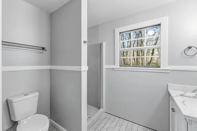 $2,200 | 116 Nature's Way, Huntsville, TX 77340