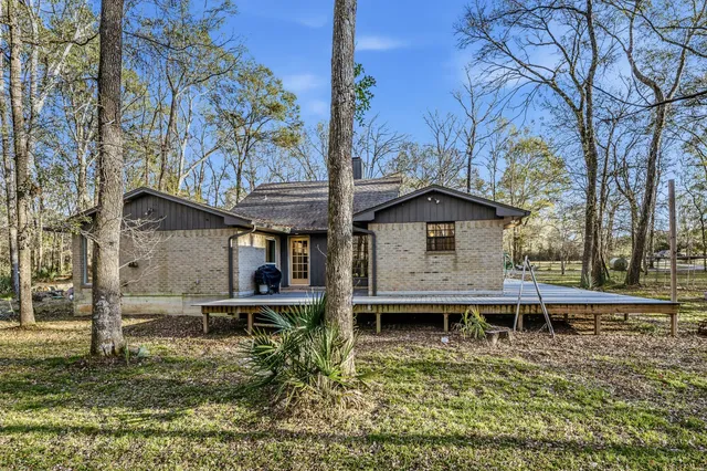 $2,200 | 116 Nature's Way, Huntsville, TX 77340