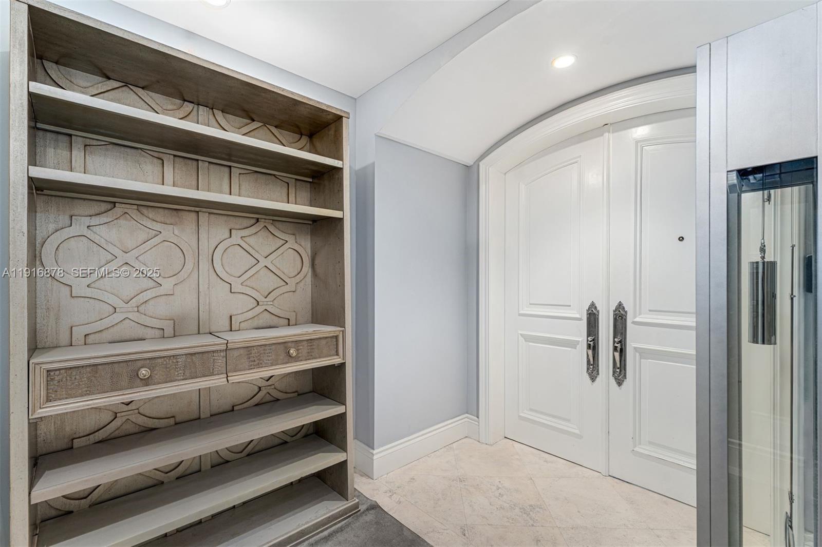 5025 Collins Avenue, Unit PH1 Miami Beach, FL 33140 - Photo 5 of 62 a view of walk in closet