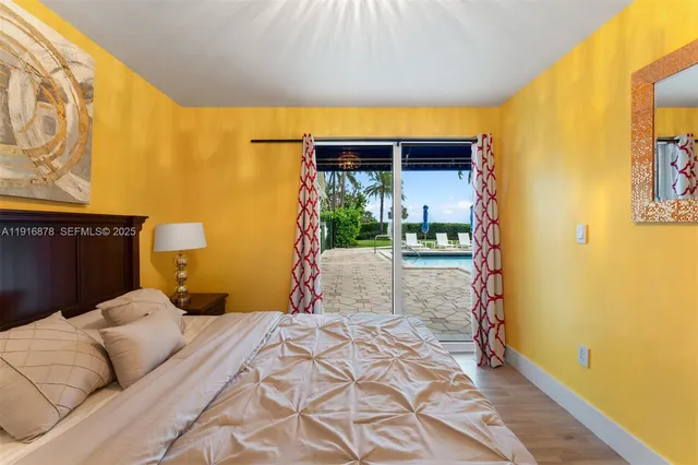 $39,950 | 5025 Collins Avenue, Unit PH1, Miami Beach, FL 33140