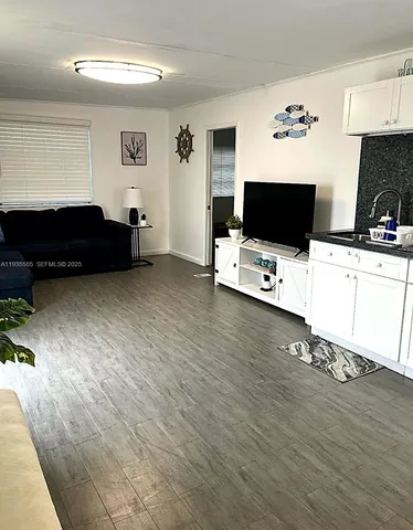 $1,900 | 65821 Overseas Highway, Unit 110, Long Key, FL 33001