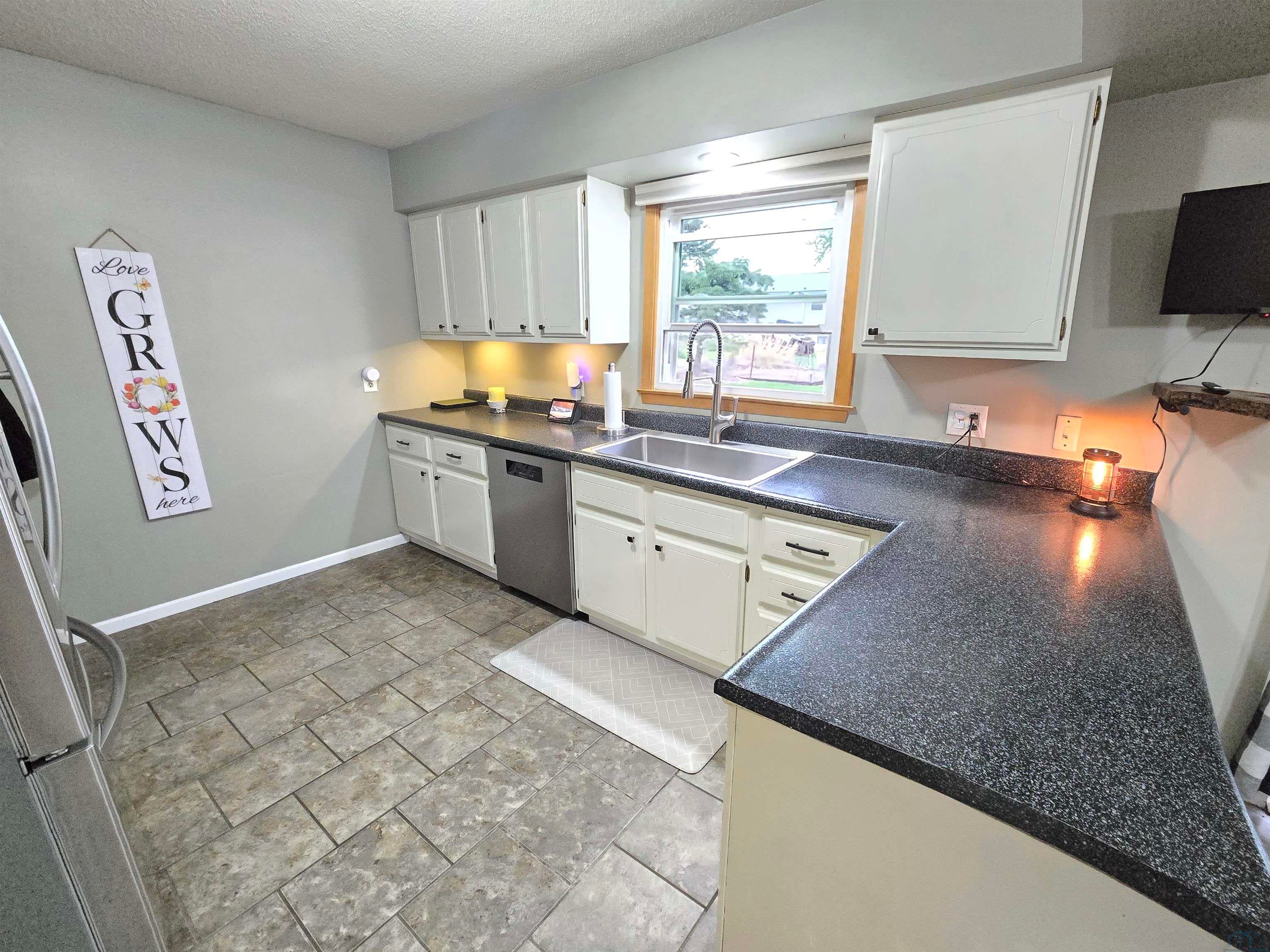 620 South 8th Street Akron, IA 51001 - Photo 6 of 28 Gallery Image 6