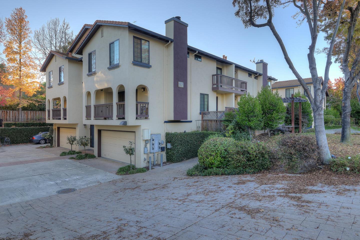1971 West Middlefield Road, Unit 4 Mountain View, CA 94043 - Photo 1 of 17 Gallery Image 1