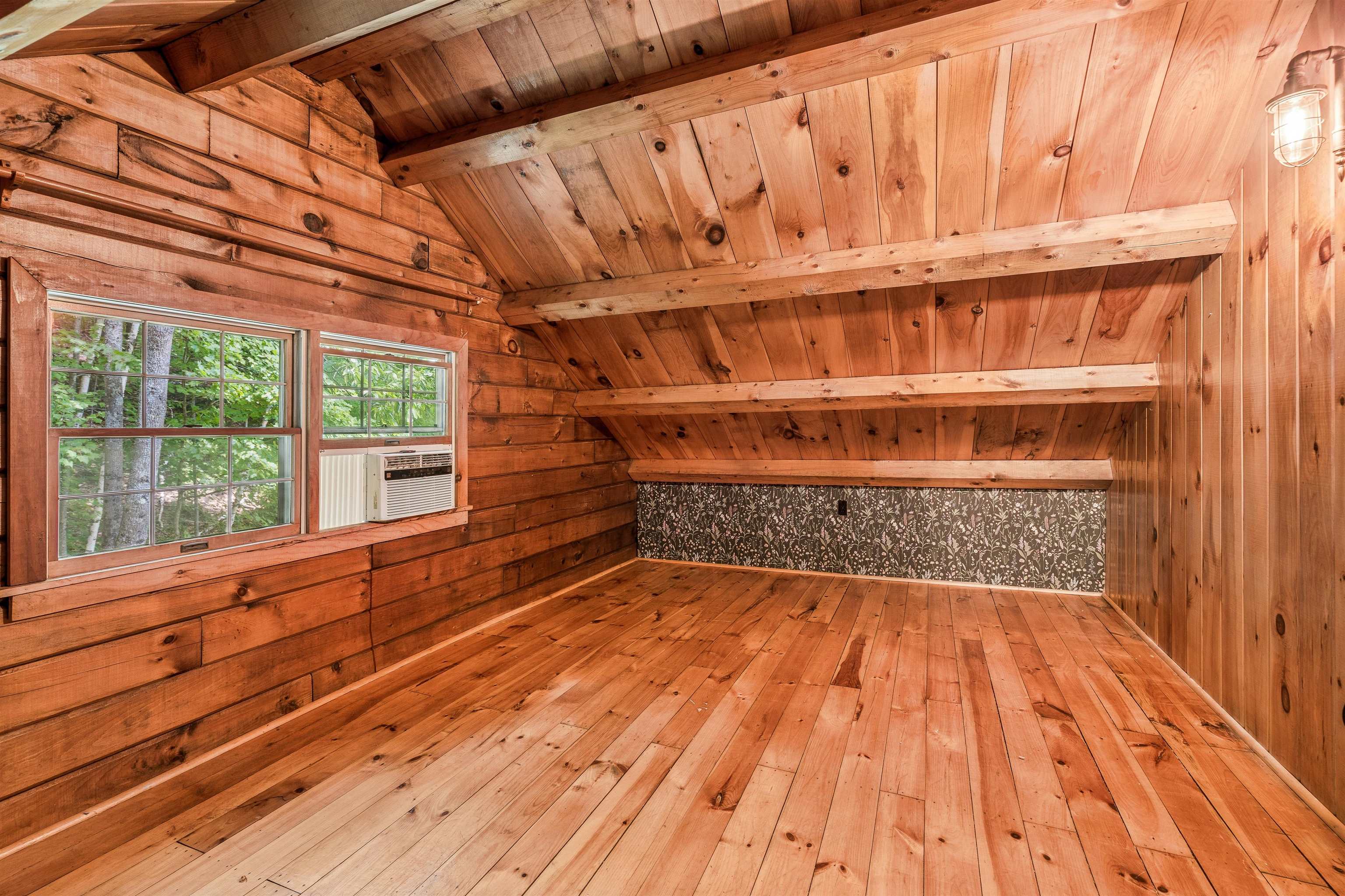 2772 South Vershire Road Vershire, VT 05079 - Photo 20 of 30 Gallery Image 20