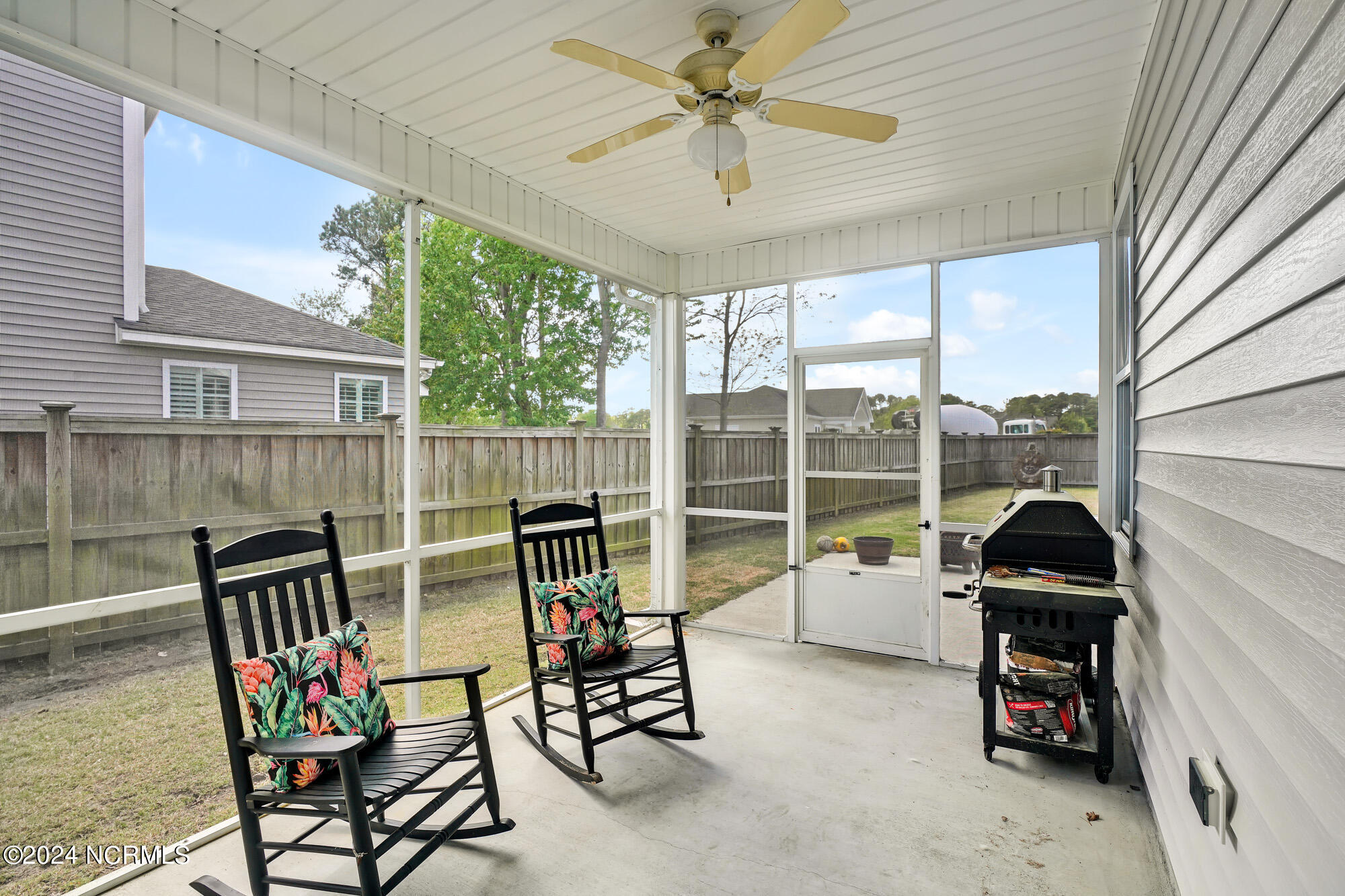 6147 Tarin Road Wilmington, NC 28409 - Photo 30 of 39 Screened Porch