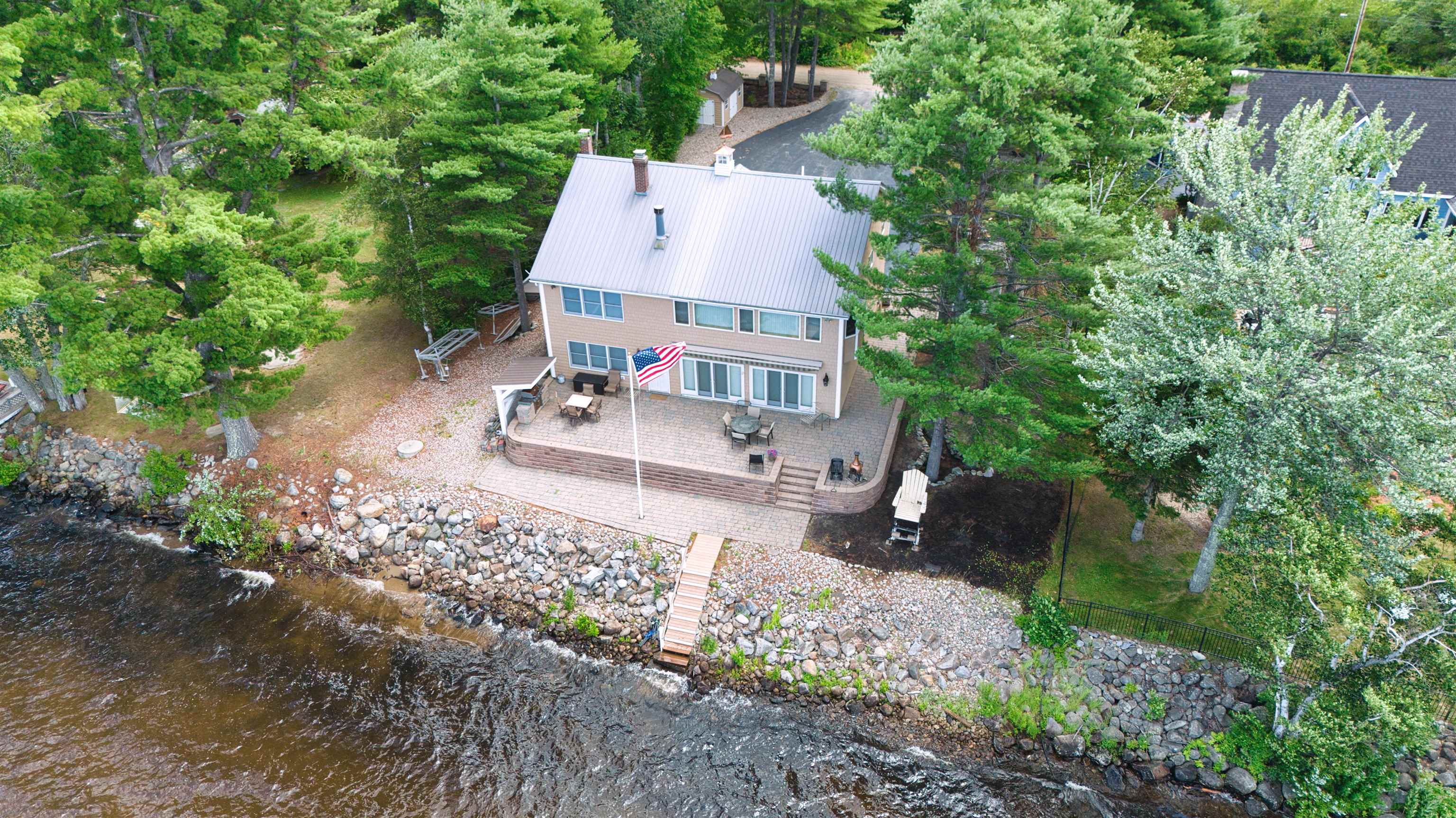 52 Long Sands Road Ossipee, NH 03814 - Photo 2 of 59