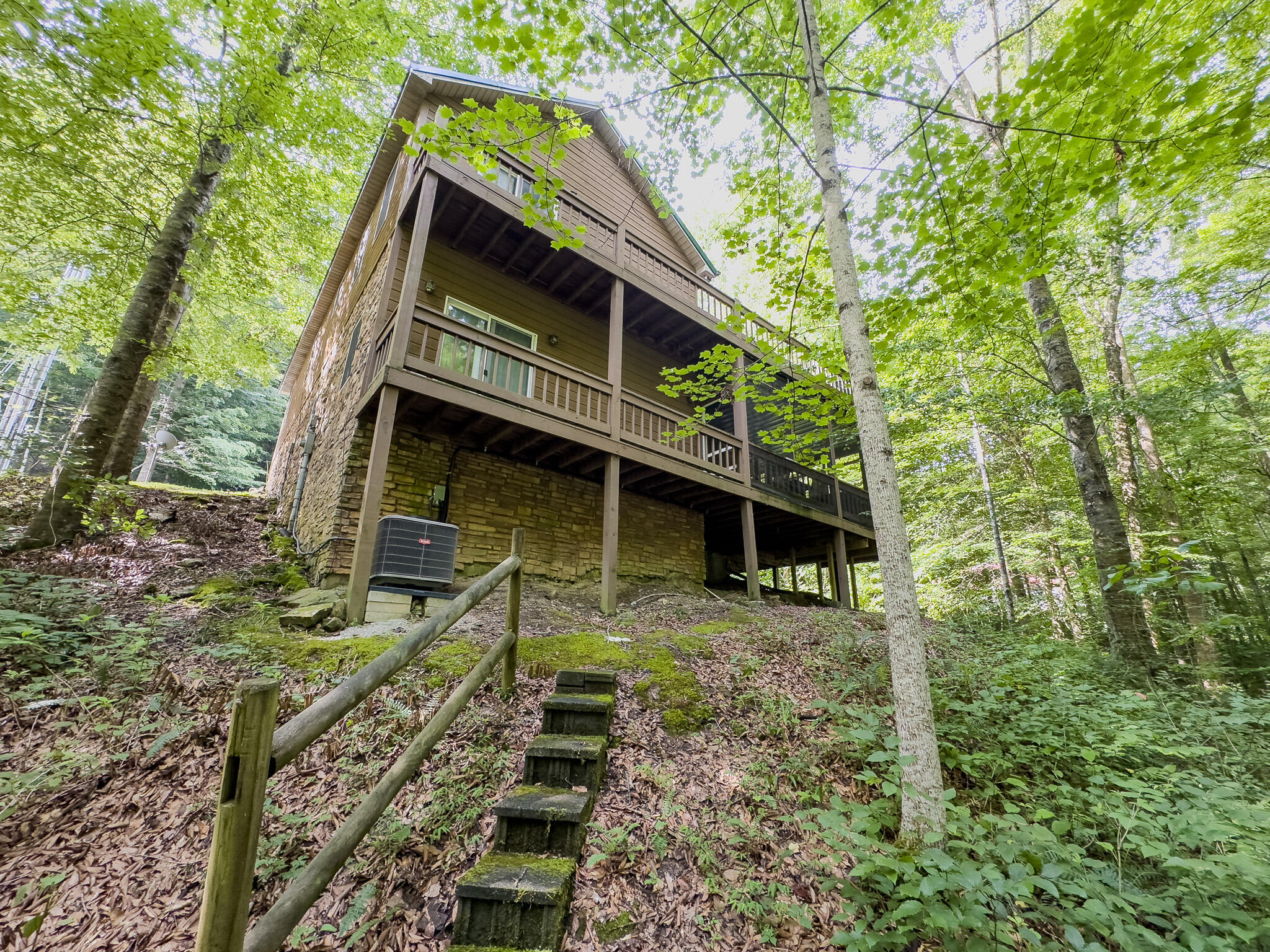 253 Stoneybrook Road Burnside, KY 42519 - Photo 7 of 61 Backside Home