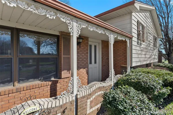 $320,000 | 1218 Kimbeland Drive, Jackson, MO 63755