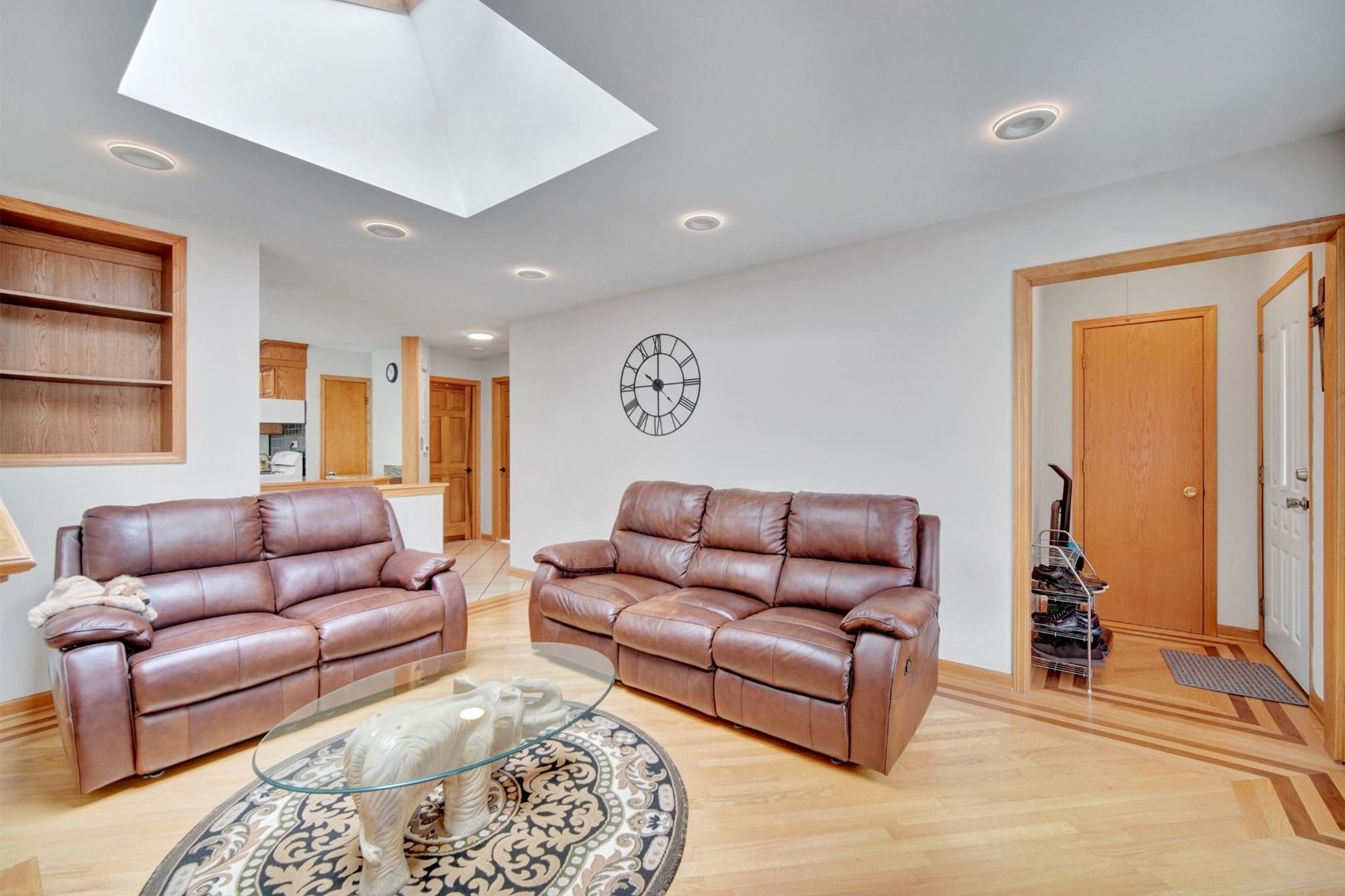 7324 West Addison Street Chicago, IL 60634 - Photo 5 of 28