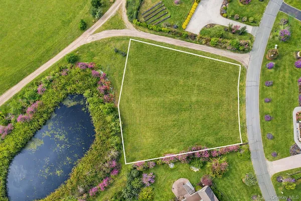 $2,100,000 | 2200 Laurel Trail, Laurel, NY 11948